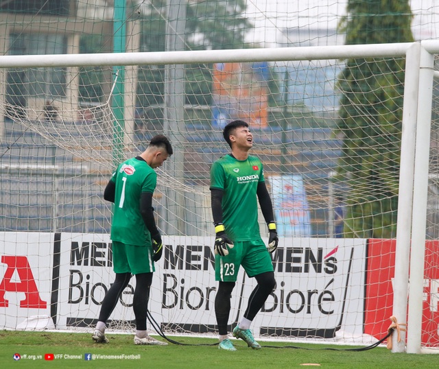U23 Vietnam returned to the training ground, highly focused for the 31st SEA Games - Photo 8.
