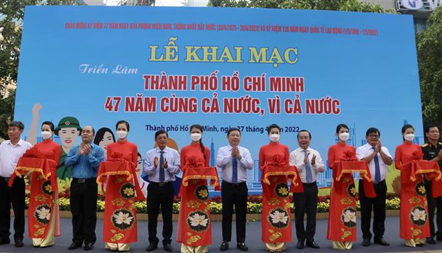 Khai mạc triển lãm TP Hồ Chí Minh - 47 năm cùng cả nước, vì cả nước - Ảnh 1.