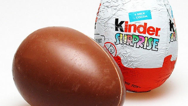 Detecting more than 150 suspected cases of Salmonella infection from Kinder chocolate - Photo 1.