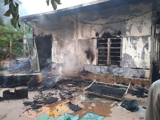 Kindergarten burned down, 60 children had to temporarily stop school - Photo 1.