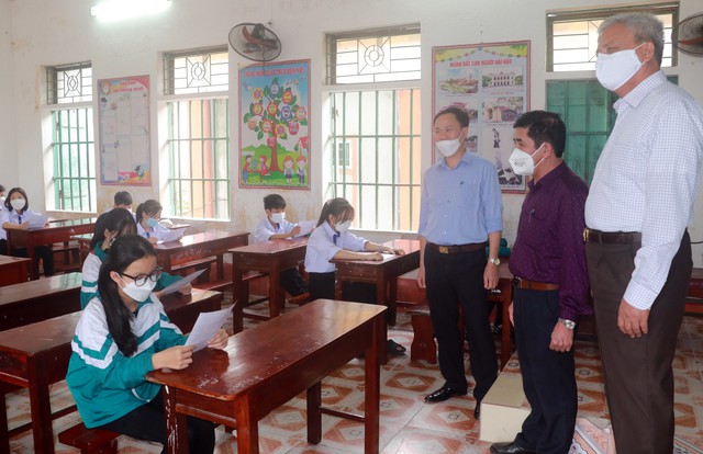 Nam Định đảm bảo an toàn tiêm vaccine phòng COVID-19 cho trẻ từ 5-11 tuổi - Ảnh 7.