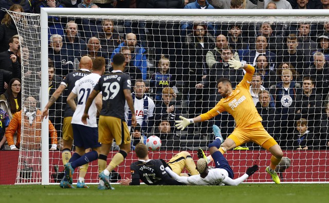 Tottenham 5-1 Newcastle: Spectacular reverse, Spurs temporarily occupied 4th place - Photo 2.