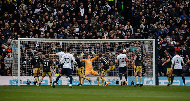 Tottenham 5-1 Newcastle: Spectacular upstream, Spurs temporarily occupied 4th place - Photo 1.