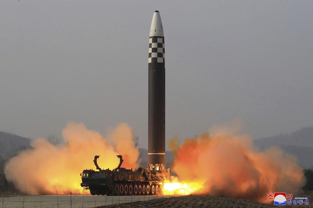 Triều Tiên dọa sử dụng vũ khí hạt nhân nếu Hàn Quốc tấn công phủ đầu - Ảnh 1.