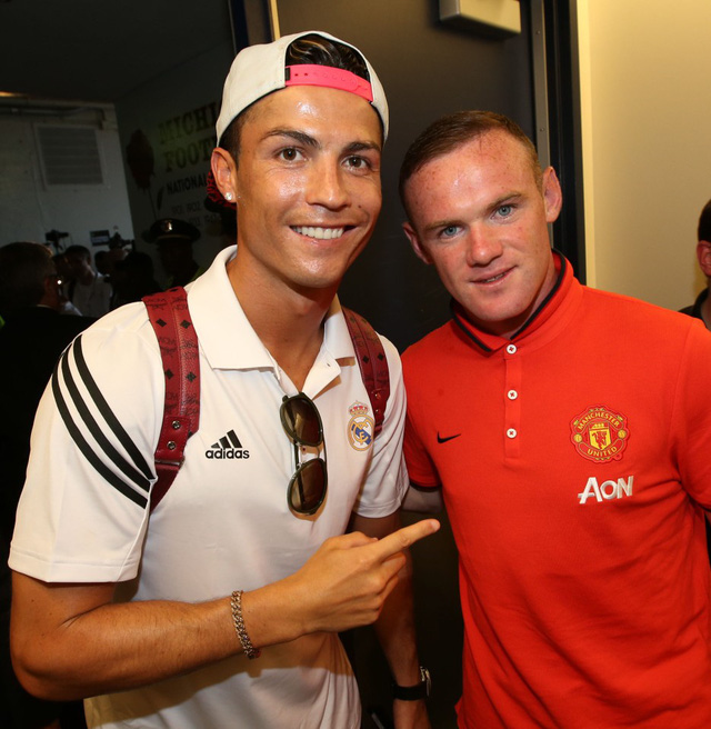 Ronaldo đáp trả Rooney khi người đồng đội cũ cho rằng CR7 đã hết thời - Ảnh 2.