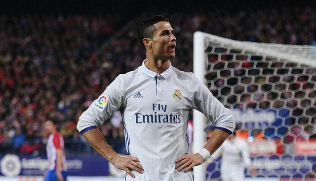 Benzema cân bằng kỷ lục đáng nể của Ronaldo - Ảnh 2.