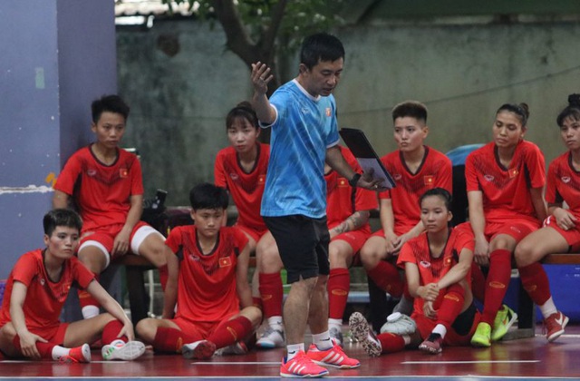 Towards the 31st SEA Games: The Vietnamese women's futsal team continues to practice matches - Photo 2.