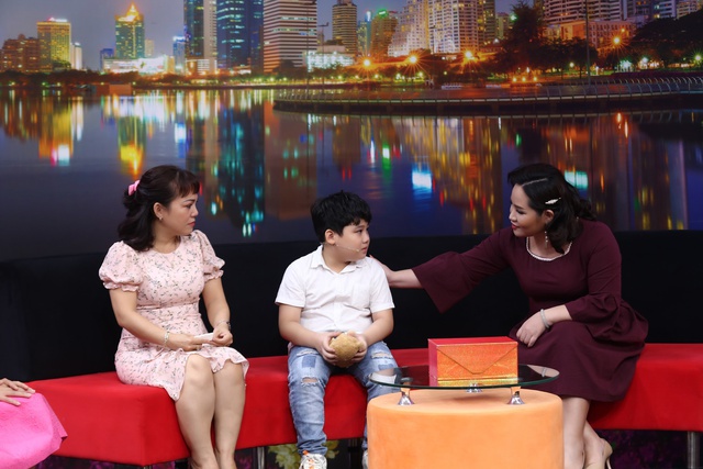 MC Ốc Thanh Vân xót xa khi cậu bé 9 tuổi phải chịu đựng nỗi buồn từ người ba nóng tính - Ảnh 2.