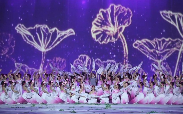 The international media was impressed with the opening ceremony of the 31st SEA Games - Photo 1.