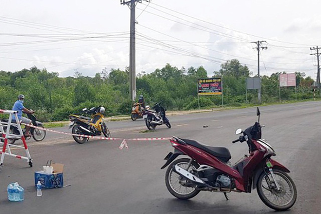 Truy tìm 5 nghi phạm vụ giết người táo tợn ở Bình Thuận - Ảnh 1.