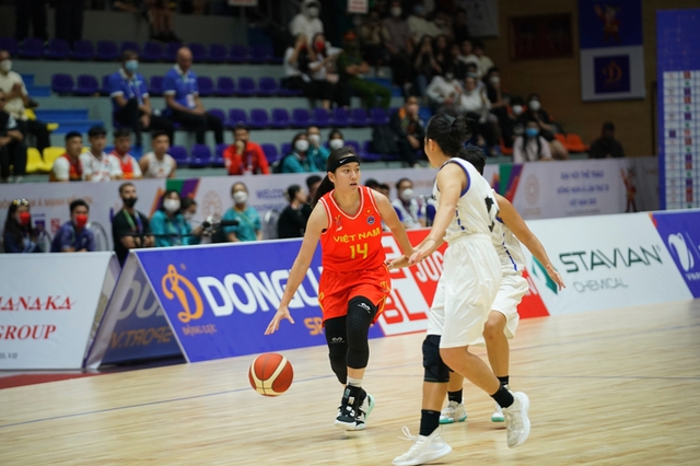 The Vietnam Men's and Women's 5x5 basketball team started off smoothly at the 31st SEA Games - Photo 2.
