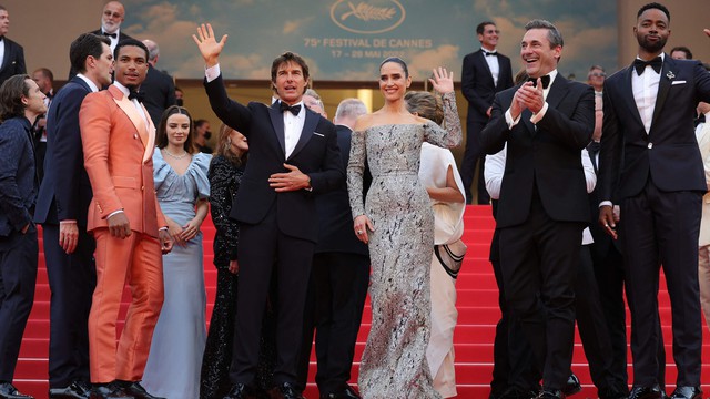 Cannes 2022: Top Gun: Maverick được hoan nghênh nhiệt liệt trong 5 phút - Ảnh 1.