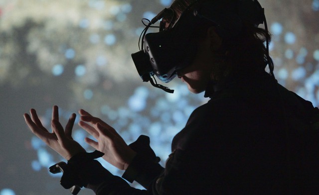 Virtual reality exhibition We Live in an Ocean of Air debuted in Asia for the first time - Photo 4.