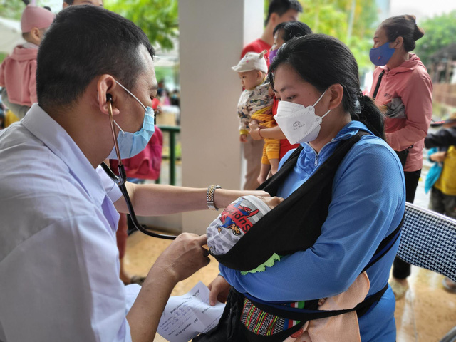 Hơn 1.500 trẻ em được khám sàng lọc bệnh tim bẩm sinh tại tỉnh Bắc Kạn - Ảnh 7.