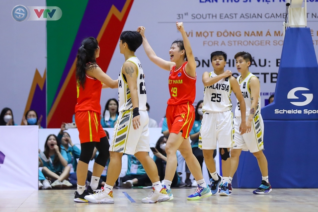 Vietnam Women's basketball team won an important victory against Malaysia - Photo 3.