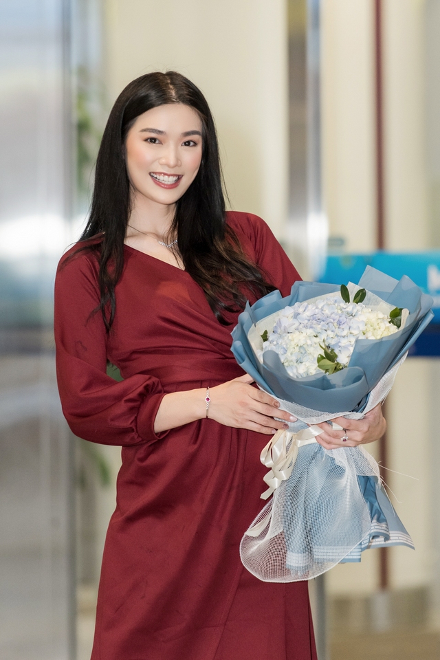 Top 6 Miss World 2021 trở lại Việt Nam - Ảnh 2.