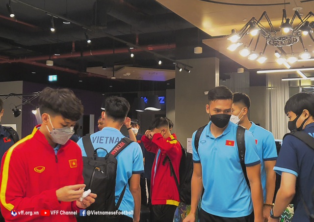 U23 Vietnam team has arrived in the UAE, ready for the training session ahead of the 2022 AFC U23 Championship - Photo 3.