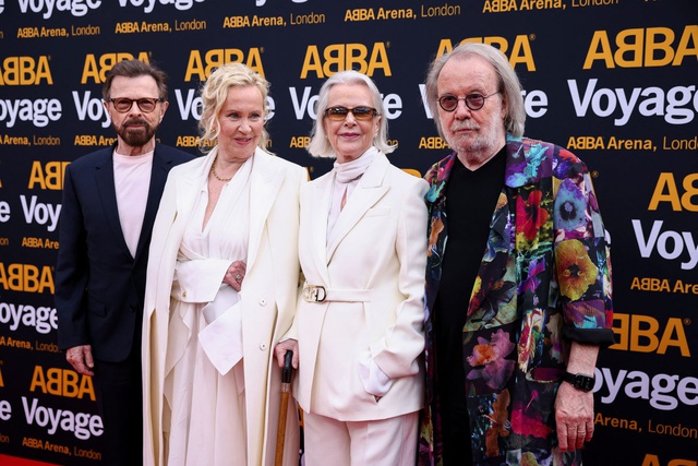 ABBA trở lại sân khấu với phiên bản... kỹ thuật số - Ảnh 1.