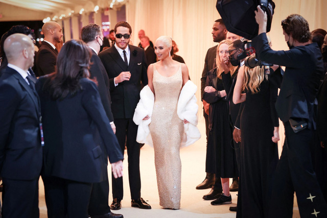 Rộ tin chiếc váy của Marilyn Monroe bị hỏng sau khi Kim Kardashian mặc đến  Met Gala