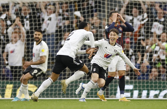 Fulham và mùa giải thành công tại giải Hạng Nhất Anh - Ảnh 1.