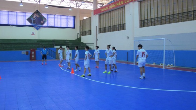 Vietnam women's futsal team actively prepares - Photo 1.