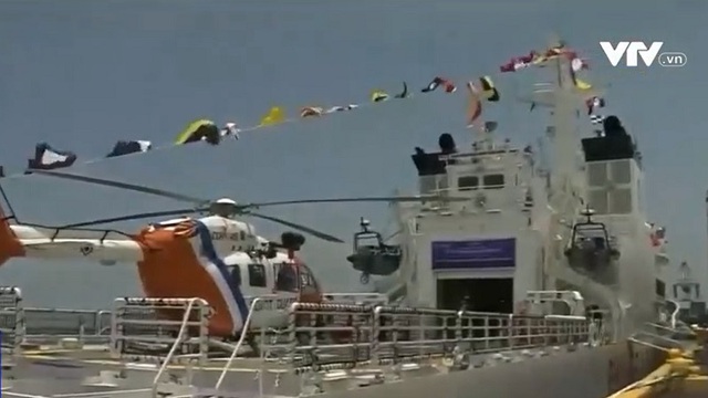 The Philippines operates the largest coast guard ship - Photo 1.