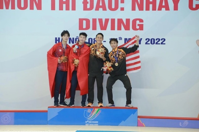 SEA Games 31 | Tùng Dương và Thế Anh giành HCB đôi nam cầu mềm 3m - Ảnh 3.