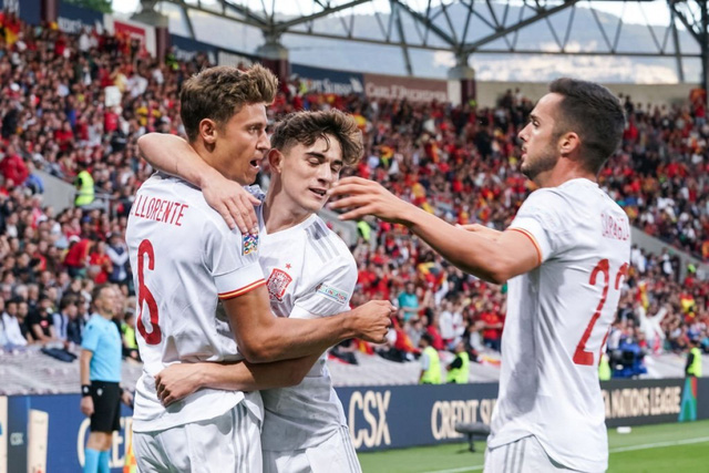 ĐT Bồ Đào Nha củng cố ngôi đầu bảng A2 UEFA Nations League - Ảnh 1.
