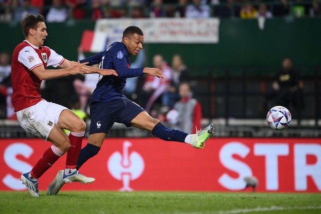 Thoát thua trên đất Áo, ĐKVĐ Pháp đứng bét bảng tại UEFA Nations League - Ảnh 1.
