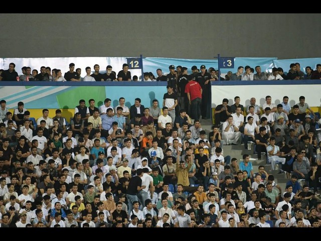 HLV U23 Iraq thất vọng vì CĐV Uzbekistan - Ảnh 1.