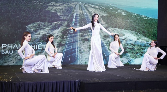 Top 10 Người đẹp Tài năng của Hoa hậu Hoàn vũ Việt Nam 2022 - Ảnh 1.