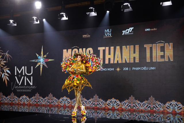 Cận cảnh trang phục dân tộc đoạt giải Nhất tại Hoa hậu Hoàn vũ Việt Nam 2022 - Ảnh 17.