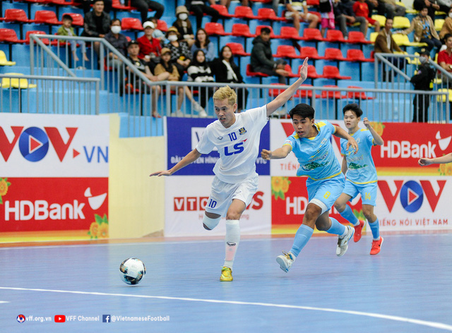 Sahako FC giữ vững ngôi đầu bảng | Vòng 4 giải futsal VĐQG 2022 - Ảnh 2.