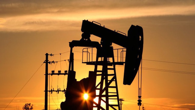 Vì sao giá dầu giảm bất chấp nguồn cung thắt chặt? - Ảnh 1.