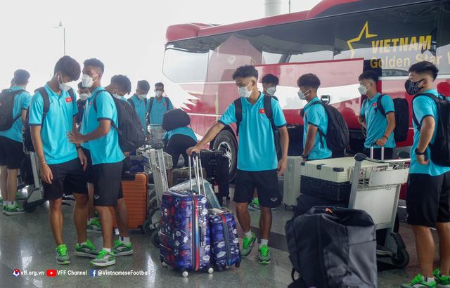 ĐT U19 Việt Nam lên đường sang Indonesia thi đấu Giải vô địch U19 Đông Nam Á 2022 - Ảnh 4.