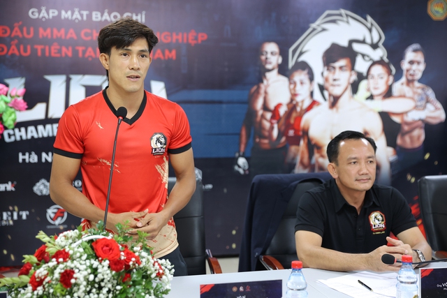 Nguyễn Trần Duy Nhất, Trần Quang Lộc dự giải MMA chuyên nghiệp đầu tiên tại Việt Nam - Ảnh 2.