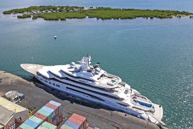 The confiscated Russian superyacht had to leave Fiji by court ruling - Photo 1.