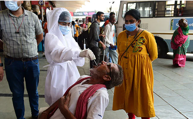 Ấn Độ ghi nhận số ca nhiễm COVID-19 mới cao nhất kể từ ngày 2/3 - Ảnh 1.
