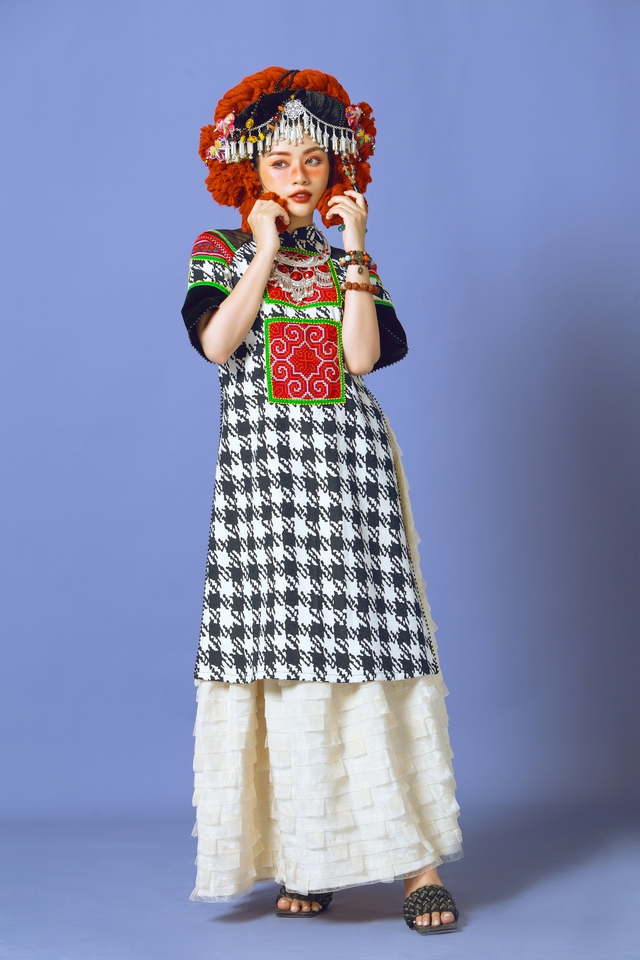 Trang Phục Dân Tộc H'Mông Trẻ Em Nữ – Sand Outfit