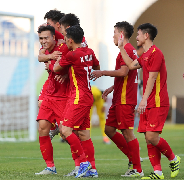 HLV Gong Oh Kyun: “U23 Việt Nam chưa ăn mừng, vì vẫn còn những trận đấu phía trước” - Ảnh 2.