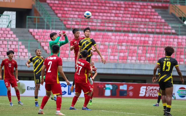 Thua đậm U19 Malaysia, U19 Việt Nam mất vé vào chung kết U19 Đông Nam Á 2022 - Ảnh 4.
