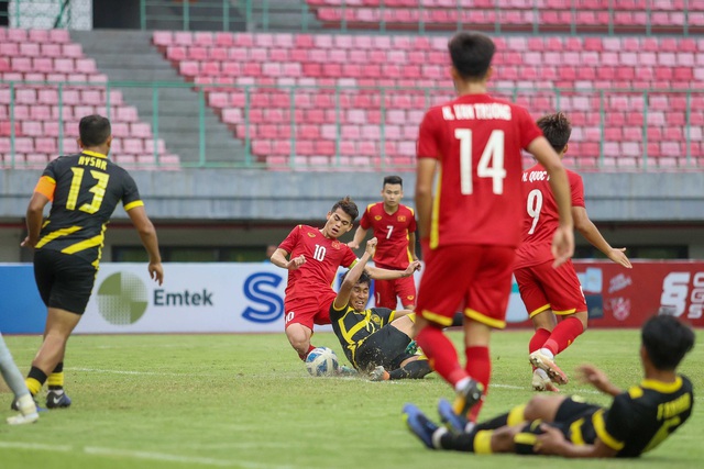 Thua đậm U19 Malaysia, U19 Việt Nam mất vé vào chung kết U19 Đông Nam Á 2022 - Ảnh 5.