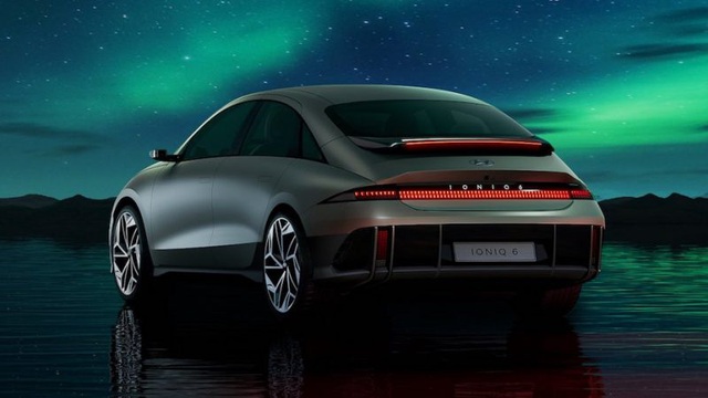 Hyundai Motor ra mắt xe ô tô điện đầu tiên, cạnh tranh với Tesla - Ảnh 1.