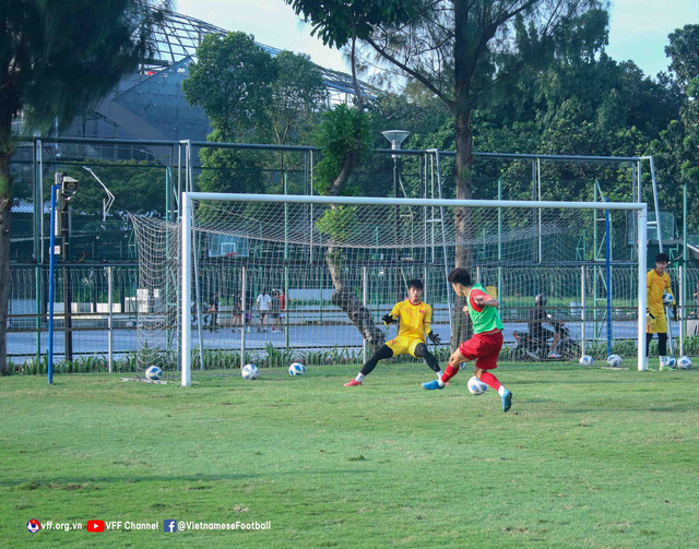 Trút bỏ tâm lý nặng nề, U19 Việt Nam hướng đến trận tranh hạng Ba tại Giải U19 Đông Nam Á 2022 - Ảnh 14.