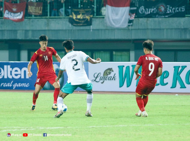 U19 Việt Nam chia điểm với U19 Indonesia trong trận ra quân tại bảng A - Ảnh 2.