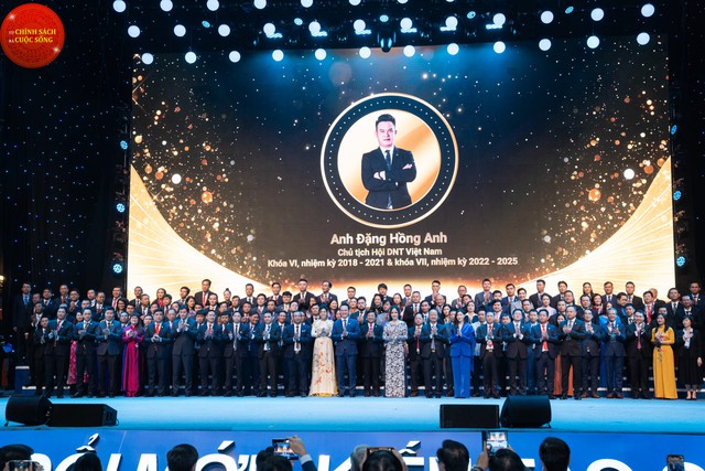 Phát động Sao Đỏ 2022 - Giải thưởng tìm kiếm và tôn vinh doanh nhân trẻ Việt Nam - Ảnh 3.