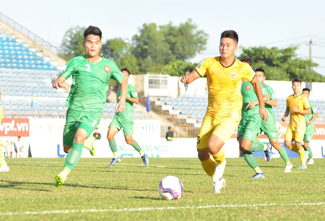 Vòng 8 LS V.League 2-2022: CLB Quảng Nam làm cuộc đua thêm nóng - Ảnh 1.