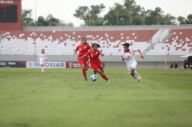 Giải U18 nữ Đông Nam Á 2022: ĐT nữ U18 Việt Nam ghi 9 bàn trong trận ra quân - Ảnh 1.