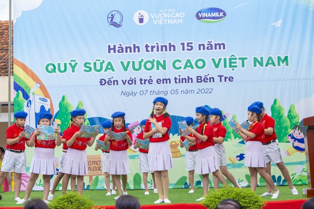 Những khoảnh khắc đẹp trên hành trình của Quỹ sữa Vươn cao Việt Nam năm thứ 15 - Ảnh 9.