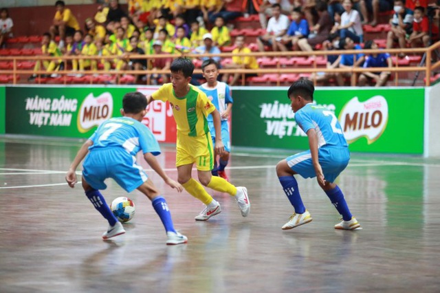 SLNA lên ngôi vô địch Giải Bóng đá Nhi đồng (U11) toàn quốc 2022 - Ảnh 2.